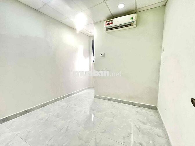 CHO THUÊ CĂN HỘ NGAY CẦU VƯỢT 3/2 QUẬN 10 - WC RIÊNG TRONG PHÒNG