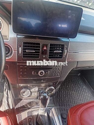 Mercedes-Benz GLK Trắng 5 chỗ