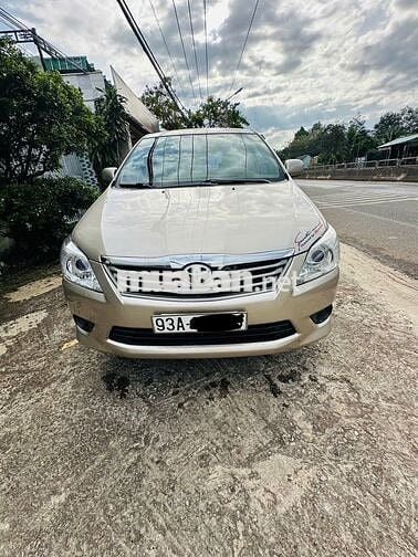 Toyota Innova 2012 2.0E - 012010 km