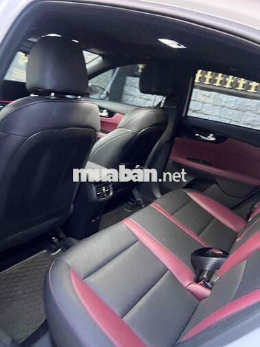 Kia K3 2025 2.0 Premium 3.000km