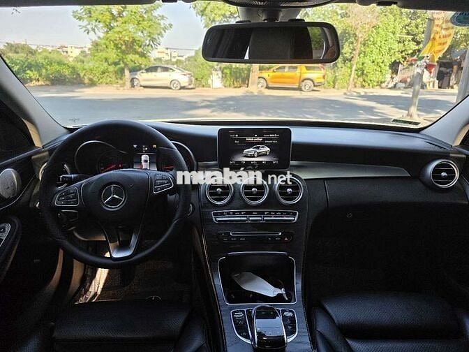 2018 C200 - 68000 km