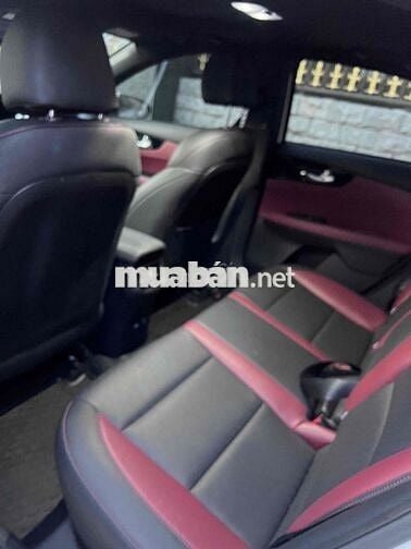 Kia K3 2025 2.0 Premium 3.000km