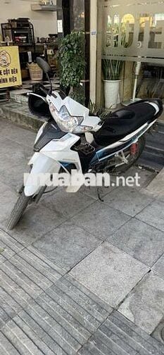 Honda Blade 2019 Trắng Đã sử dụng