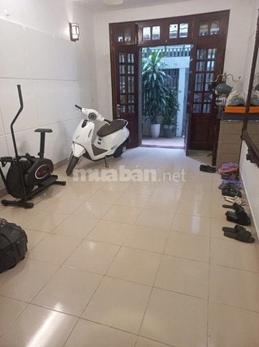 Ngõ 55 Hoàng Hoa Thám – Ba Đình – 55 M2 – 4 T – MT 3.6 M – Giá 14.3 Tỷ