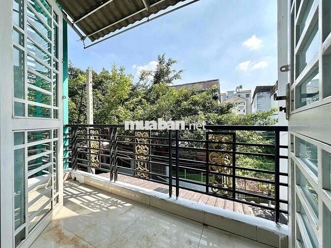 CHO THUÊ PHÒNG BANCONL GÁC LỬNG GIÁ RẺ NGAY CHỢ THẠCH ĐÀ_PHẠM VĂN CHIE