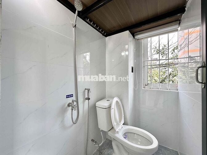 CHO THUÊ PHÒNG BANCONL GÁC LỬNG GIÁ RẺ NGAY CHỢ THẠCH ĐÀ_PHẠM VĂN CHIE