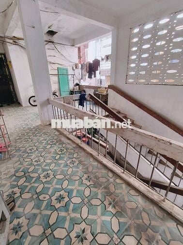 🏦🌹TẬP THỂ #CHÙA #LÁNG - #ĐỐNG #ĐA - TẦNG 3 - 2 NGỦ - WC KHÉP KÍN - KH