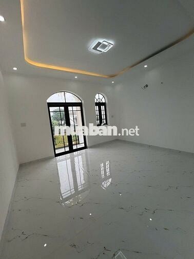 Chủ bán nhà 200m2/2,6x tỷ, hxh quay đầu, shr, một chủ, full nội thất