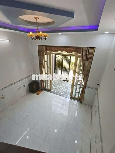 NGUYỄN VĂN BỨA DT:4m-10m giá 450tr