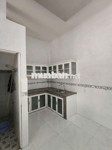 NGUYỄN VĂN BỨA DT:4m-10m giá 450tr