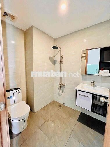 BÁN GẤP STUDIO LEGACY BAO HẾT THUẾ PHÍ, TẶNG HẾT NỘI THẤT, SẴN HD THUE