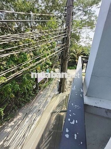 NGUYỄN VĂN BỨA DT:4m-10m giá 450tr