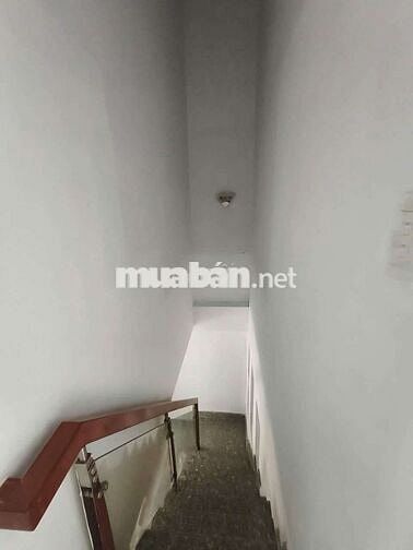 NGUYỄN VĂN BỨA DT:4m-10m giá 450tr