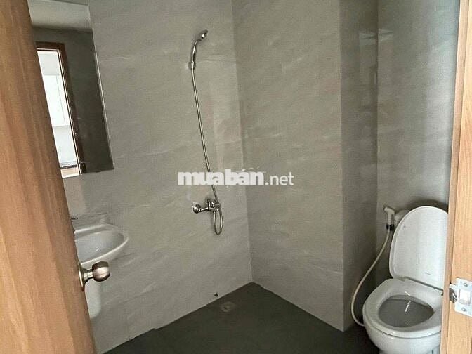 BÁN GẤP CĂN 2PN2WC 60m2 LEGACY TẶNG NỘI THẤT, BAO THUẾ PHÍ, CÓ NG THUE