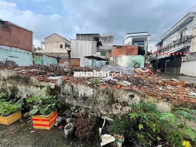 60tr/m2 NGAY GA METRO - GÓC 2 MẶT TIỀN ,XÂY DỰNG CAO ,KHU SẦM UẤT