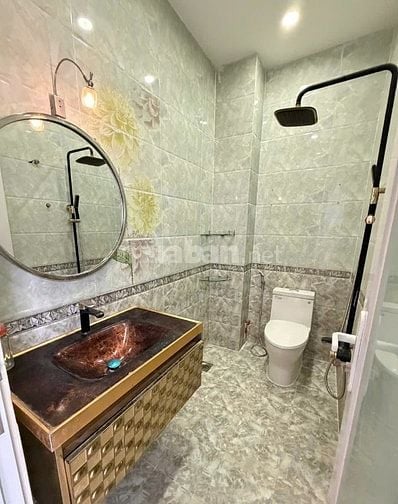 Chính chủ bán Nhà mặt tiền số 104 Lạc Long Quân, P.3, Q.11