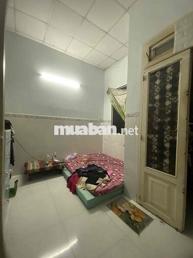 bán nhà nhỏ xinh giá 1.99 tỷ  DT 4x9 trệt lầu hẻm 6m cách đường Huỳnh