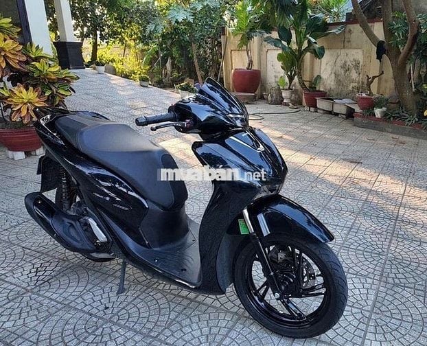 Lên đời 350 nên cần ra đi em SH 150