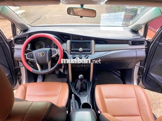 Toyota Innova 2017 2.0E số sàn 1 chủ