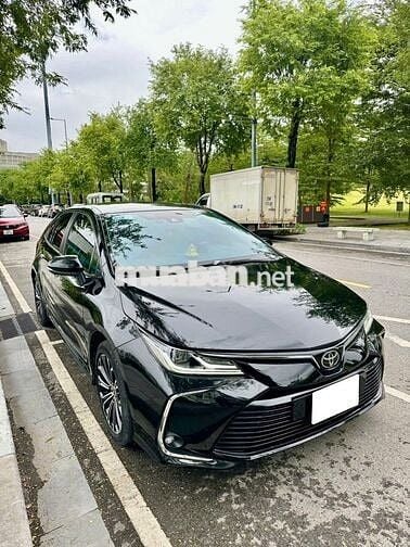 Toyota Corolla altis 1.8V 2022 model 2023