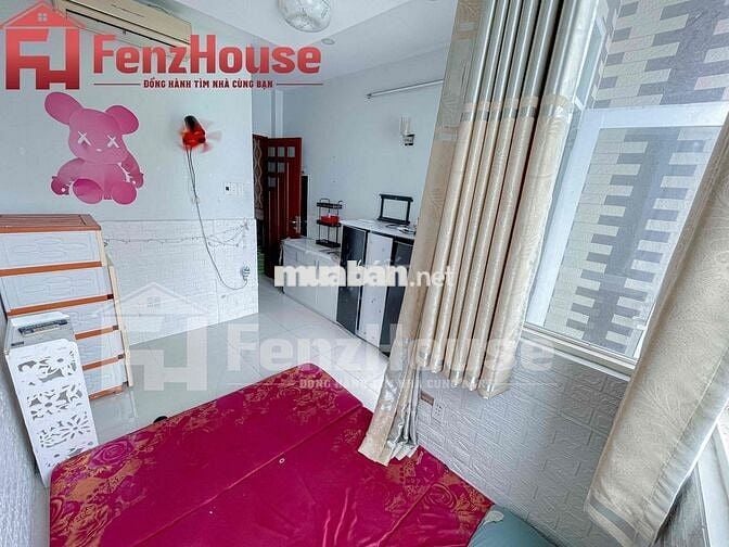 Cho thuê phòng BAN CÔNG tại Đoàn Văn Bơ p.18 Q4