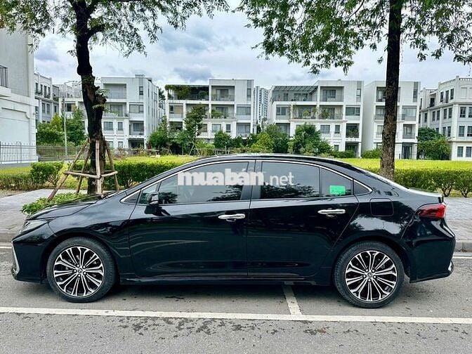 Toyota Corolla altis 1.8V 2022 model 2023