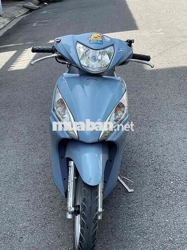 Honda Vision 2014 tím