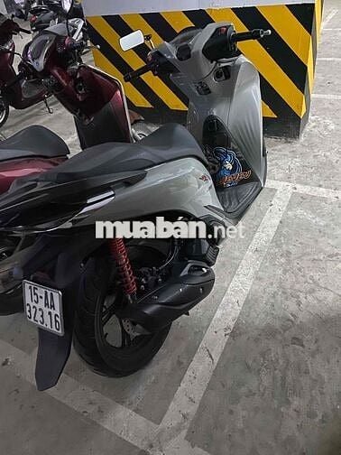 Honda SH125 2023 ABS 8500 km Xám