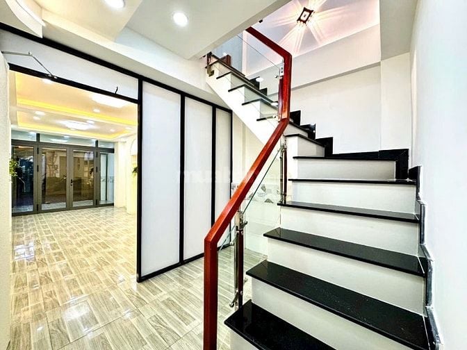 🌈 NHÀ 1LẦU MT ĐƯỜNG NGUYỄN TRỌNG TUYỂN, P15, QUẬN-PN