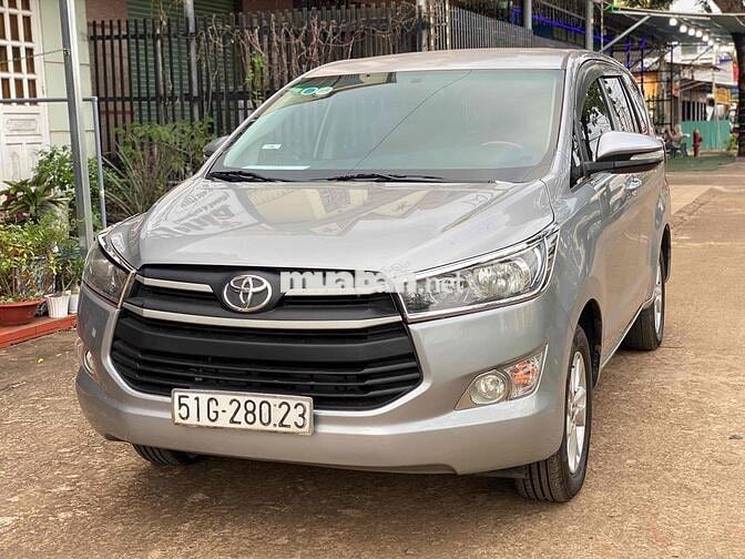 Toyota Innova 2017 2.0E số sàn 1 chủ