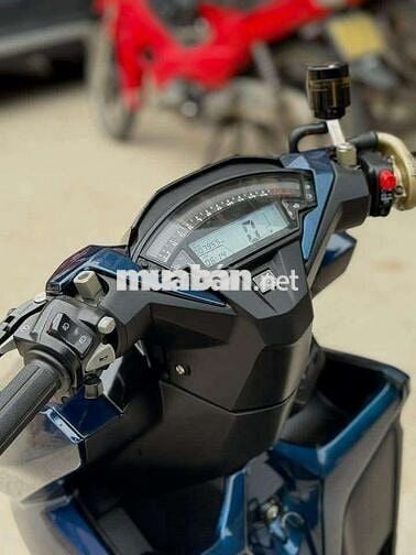 Cần bán vario 2019 9C  đầy đủ đồ chơi cho anh emi