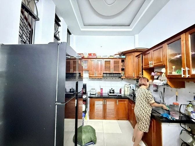 Bán nhà 3 tầng 4m x13m Hẻm xe tải thông Nguyễn Văn Qúa. Gía 5 tỷ nhỉnh