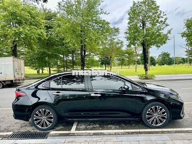 Toyota Corolla altis 1.8V 2022 model 2023