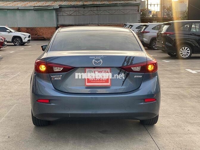 Mazda 3 2015 2.0 AT Sedan - 58000 km