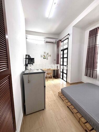 phòng ban công full nội thất Điện Biên Phủ quận 10