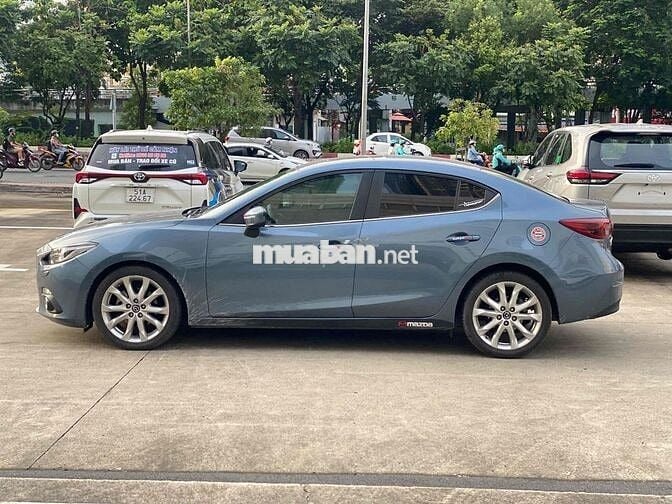 Mazda 3 2015 2.0 AT Sedan - 58000 km