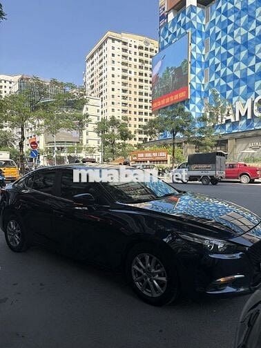 Mazda 3 2017 1.5 Sedan - 96000 km