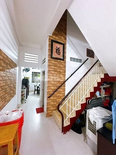 Nhà 2 tầng - sổ vuông đét - DT 48m2 - Giá 1,980 tỷ - Đường Tô Hiệu