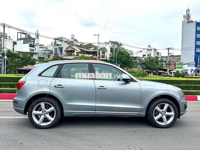 Audi Q5 2011 2.0T Premium Quattro - 98500 km