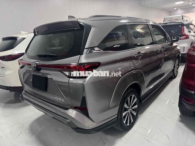 Toyota Veloz Cross 2022 CVT siêu mới