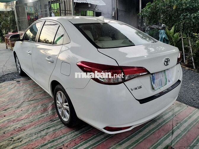 Tôi bán Vios 2019, bản E số tự động, goi cho  tôi