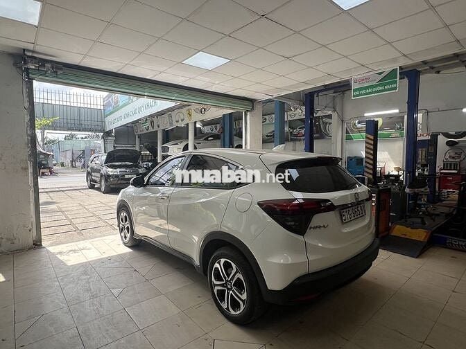 BÁN XE HRV 2019 nữ đi xe mới 99%