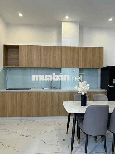 Bán nhà Hoàng Diệu, 3 tầng, 3pn, 2MT, full NT, dt đất 55m2, giá 4,86ty