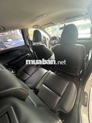 BÁN XE HRV 2019 nữ đi xe mới 99%