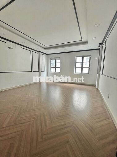 CHO THUÊ NHÀ PHỐ MẶT TIỀN PHAN VĂN TRỊ P10 (TRỆT 4 LẦU 5X20)THANG MÁY