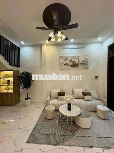 Bán nhà Hoàng Diệu, 3 tầng, 3pn, 2MT, full NT, dt đất 55m2, giá 4,86ty