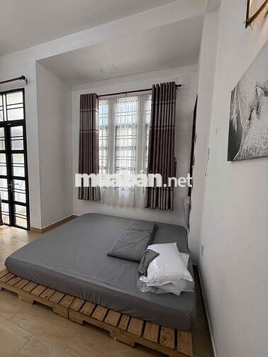 phòng ban công full nội thất Điện Biên Phủ quận 10