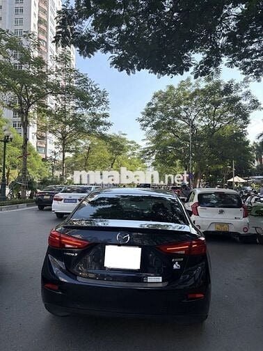 Mazda 3 2017 1.5 Sedan - 96000 km