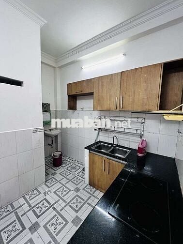 Cho thuê nhà 2 lầu 3 phòng ngủ hẻm 1/ phạm văn chiêu p14 GV giá 7.5tr