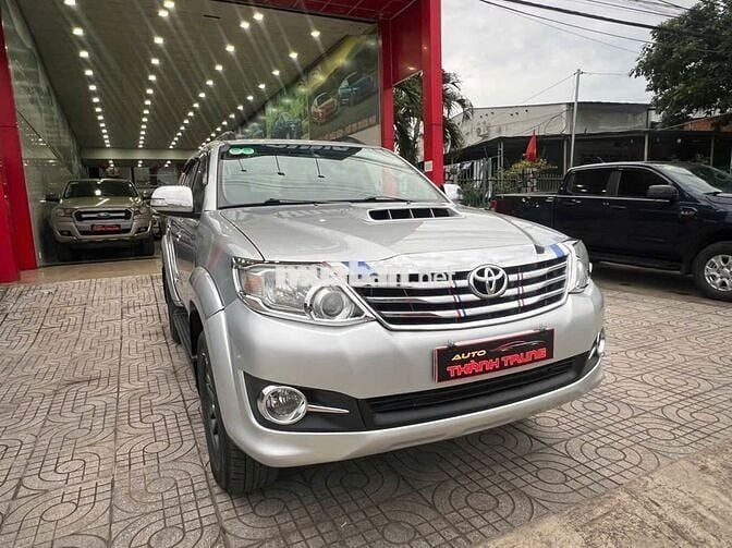 Toyota Fortuner 2016 máy dầu số sàn cực chất